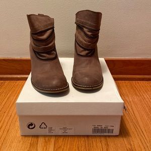 Sundance Marta Crossover Boot Size 39 (Brown)